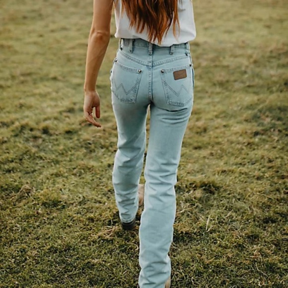 Wrangler Denim - Wrangler Slim Fit Jeans